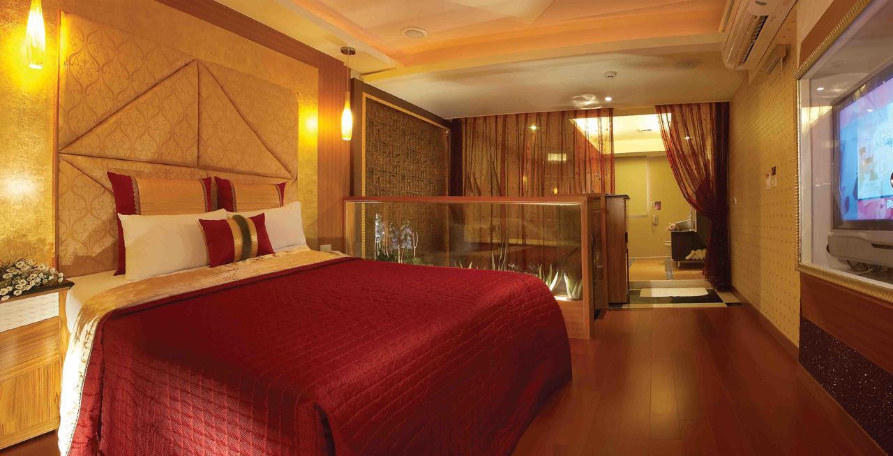 Spring Breeze Boutique Motel Kaohsiung Bagian luar foto