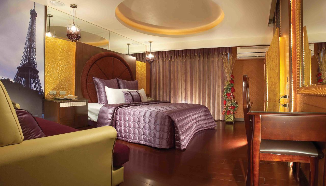 Spring Breeze Boutique Motel Kaohsiung Bagian luar foto